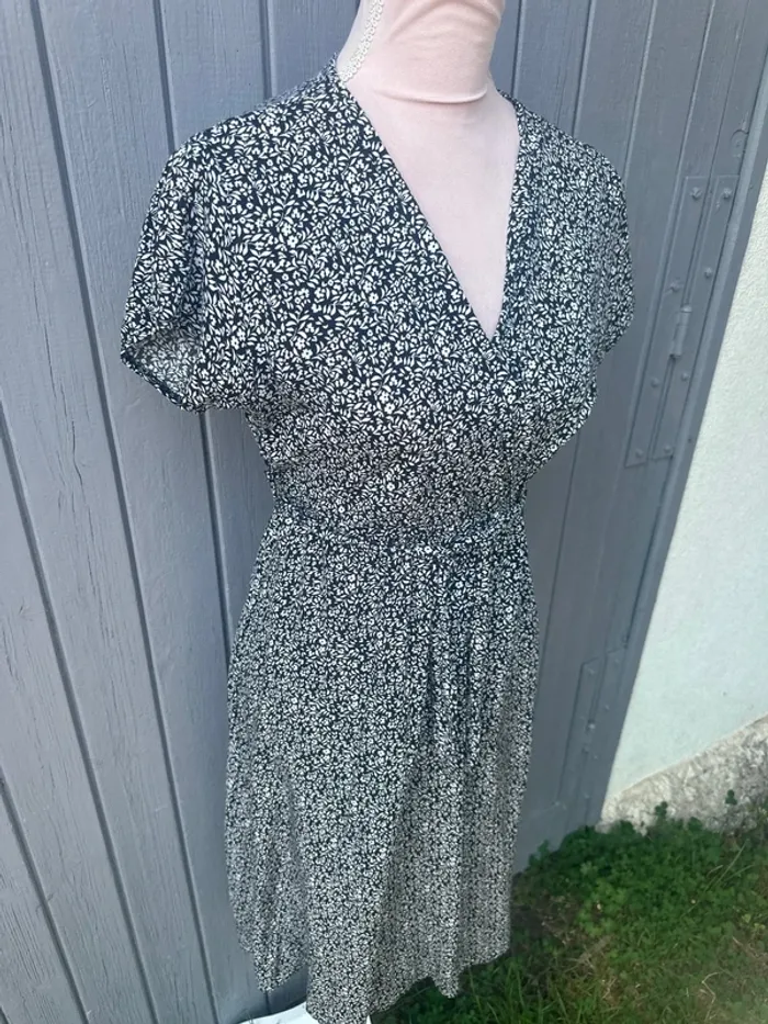 Robe d’été manches courtes mi longue imprimés fleuri - photo numéro 2