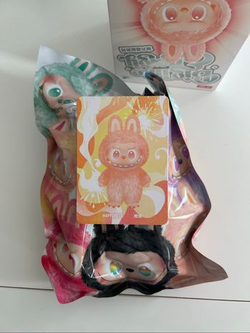 Labubu Big into energy Happiness Popmart neuf