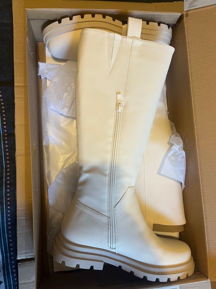 Bottes taille 38 - photo numéro 3