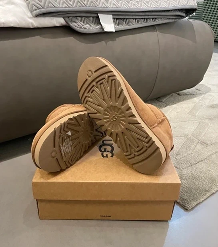 Bottes Ugg Mini Marron 38 - photo numéro 6