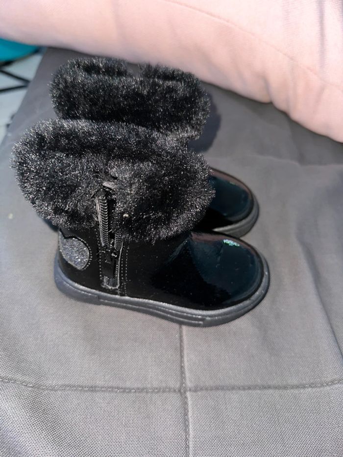Jolies bottes neuves 21