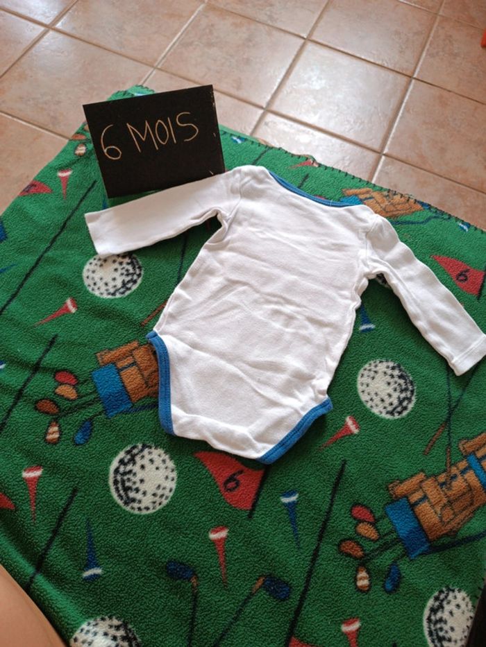 Body garçon 6 MOIS - photo numéro 2