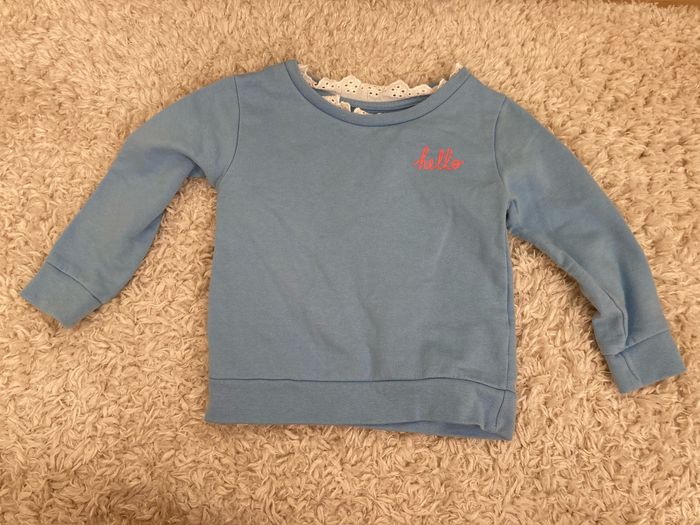 Élégant pull 2 ans très bon état