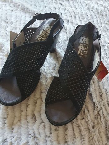 Escarpins noirs Mamzelle T.39