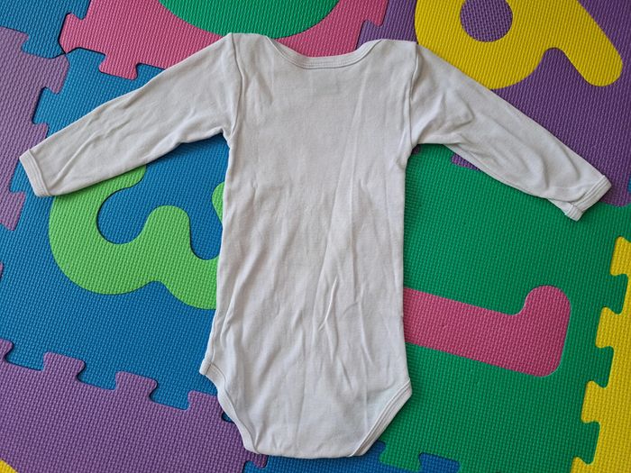 Lot de 8 bodies ml (6 Petit Bateau et 2 Orchestra) 9m - photo numéro 6