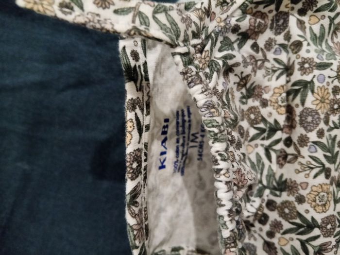 Barboteuse fleurie _ 1 mois - photo numéro 3