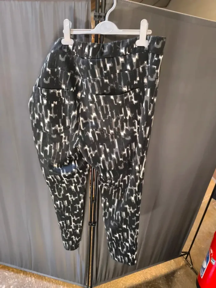225532 pantalon noir gris blanc 50 - photo numéro 2