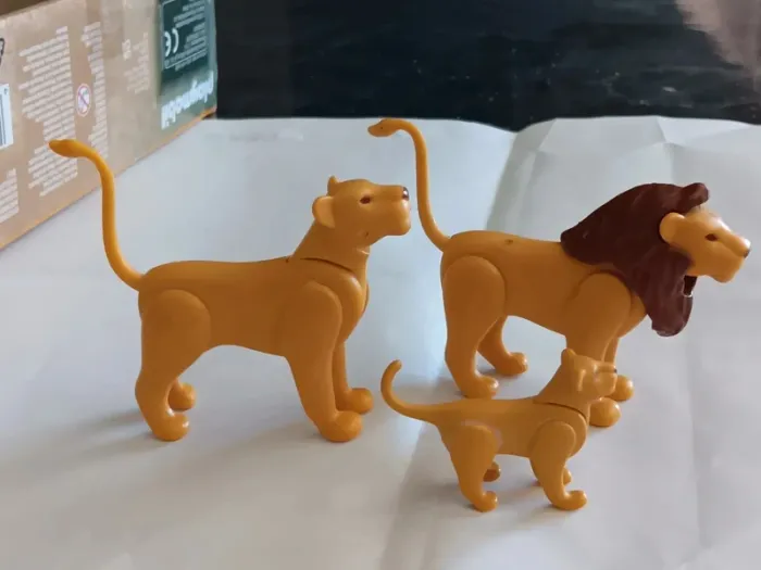 Famille lion playmobil