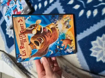 Les rebelles de la forêt 3 très bon état