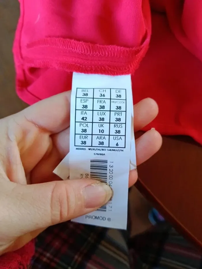 24- Robe, taille 38 - photo numéro 3