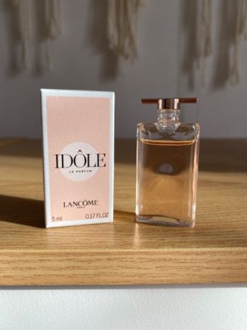 Idôle le parfum de Lancôme