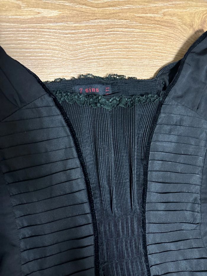 Robe noire dentelle et tulle - photo numéro 2