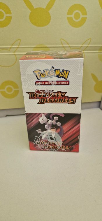 Demi display rivalités destinées 