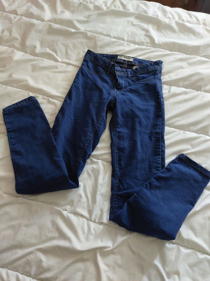 Jeans fille 👧 taille 12ans (taille 34) - photo numéro 2