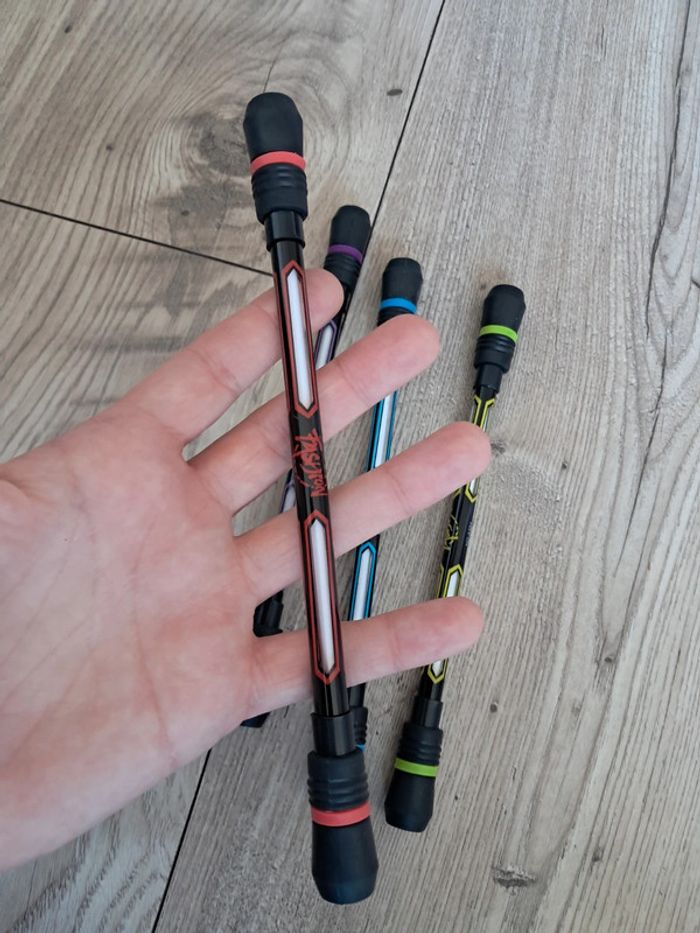 1 crayon gel rotatif. Fidget tdah - photo numéro 2