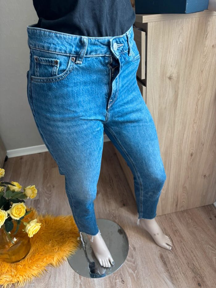 Jean bleu - photo numéro 2