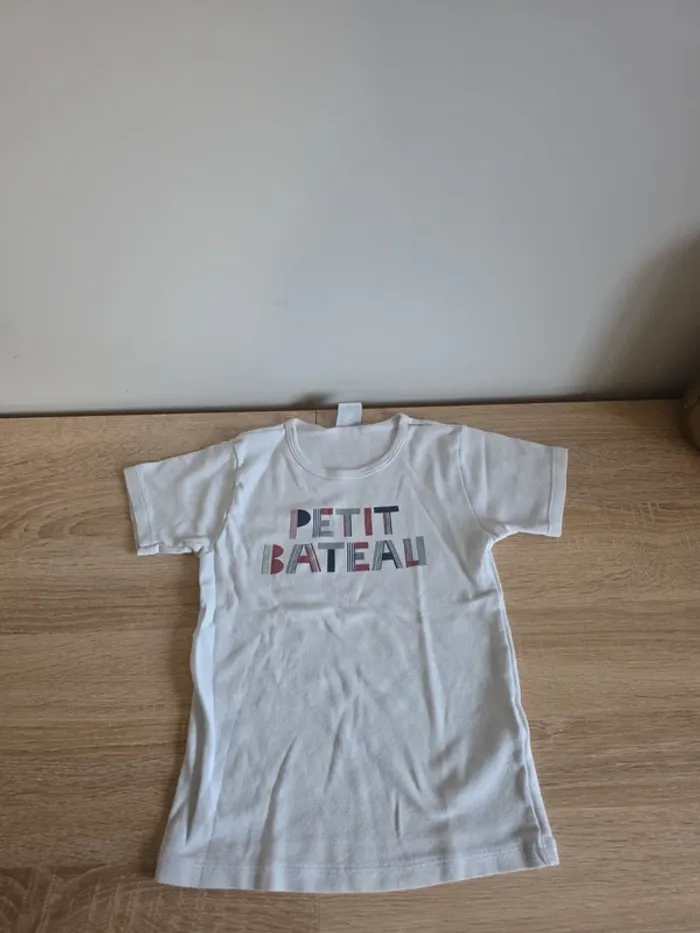 2 maillots de corps Petit Bateau 5 ans - photo numéro 3