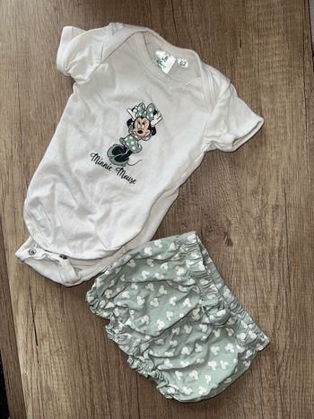 Ensemble bodie body short