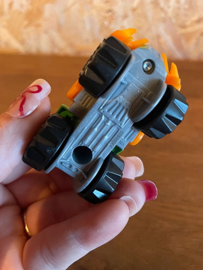 Idée Cadeau 🎁 Véhicule True Métal Dino rescue Rocky de la Pat Patrouille Paw Patrol - photo numéro 9