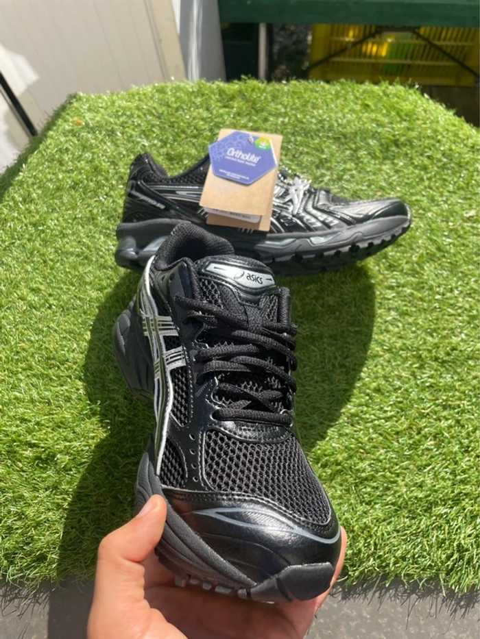 ASlCS Gel-Kayano 14 Noir 43.5 - photo numéro 3