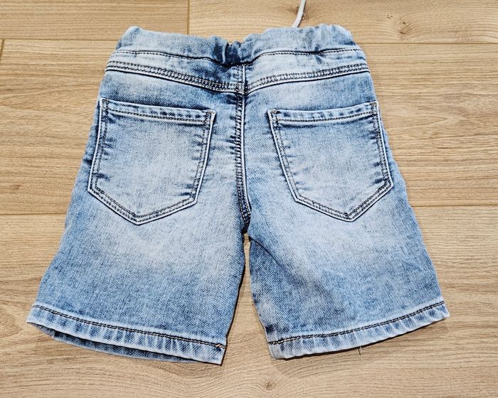 Short jean garçon- Taille 4 ans - photo numéro 2