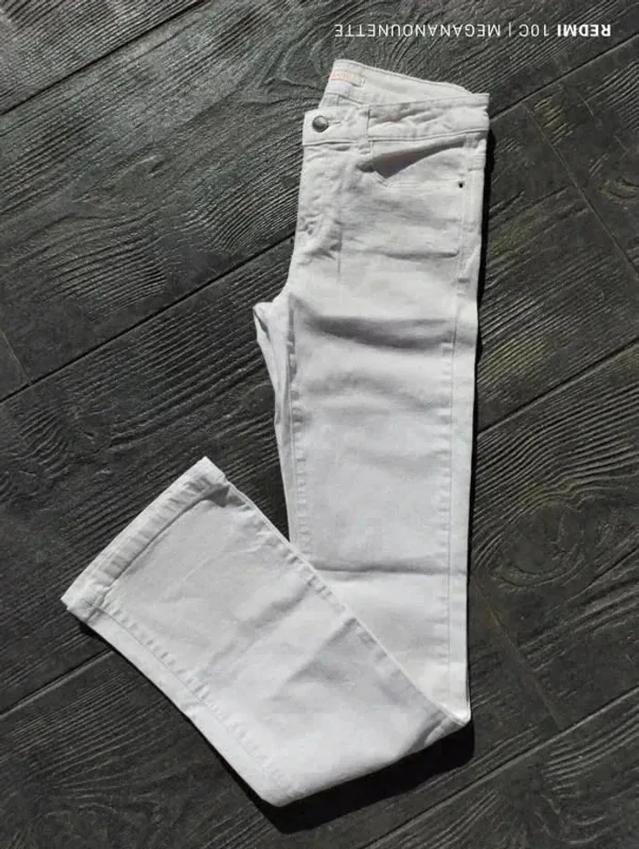 🤍 Pantalon Blanc – Taille 38 M – Camaïeu 🤍 ✨ Fraîcheur chic & confort quotidien ✨