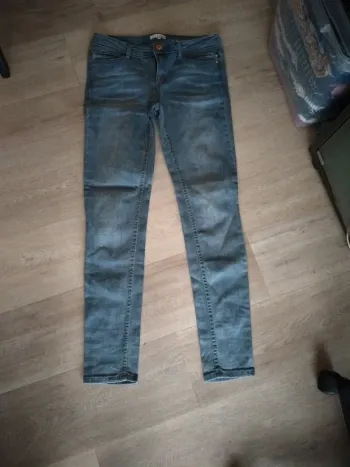 Jeans taille 38