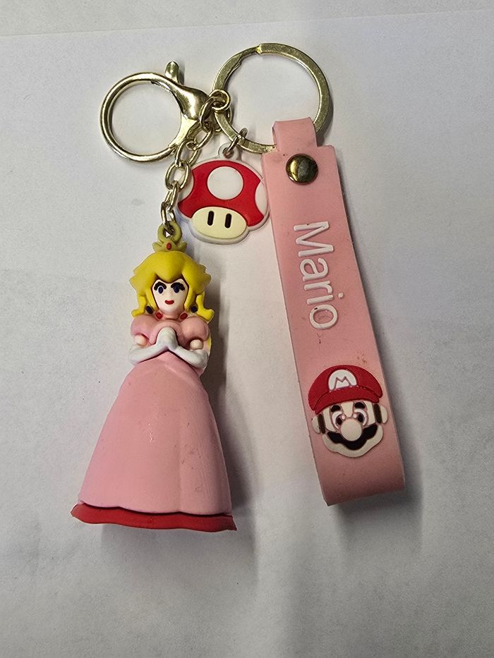 Porte clés Princesse Peach