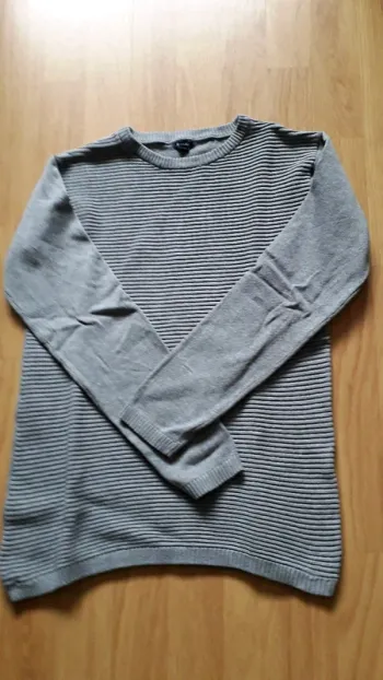 Pull kiabi 12 ans
