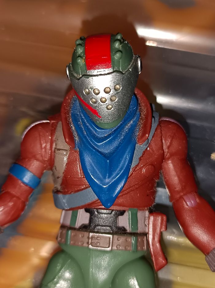 Lot de figurines Fortnite :  Rabbit Raider, Rust Lord et Black Knight - photo numéro 3