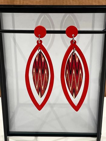 Boucle d’oreille en bois