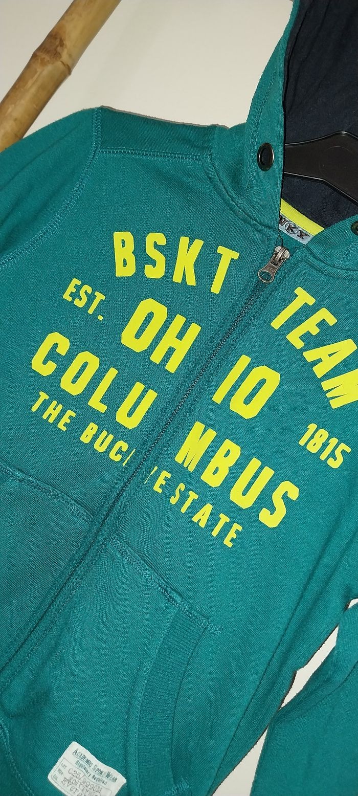 Veste/ sweat zippé à capuche by Dny excellent état 8 ans5 - photo numéro 6