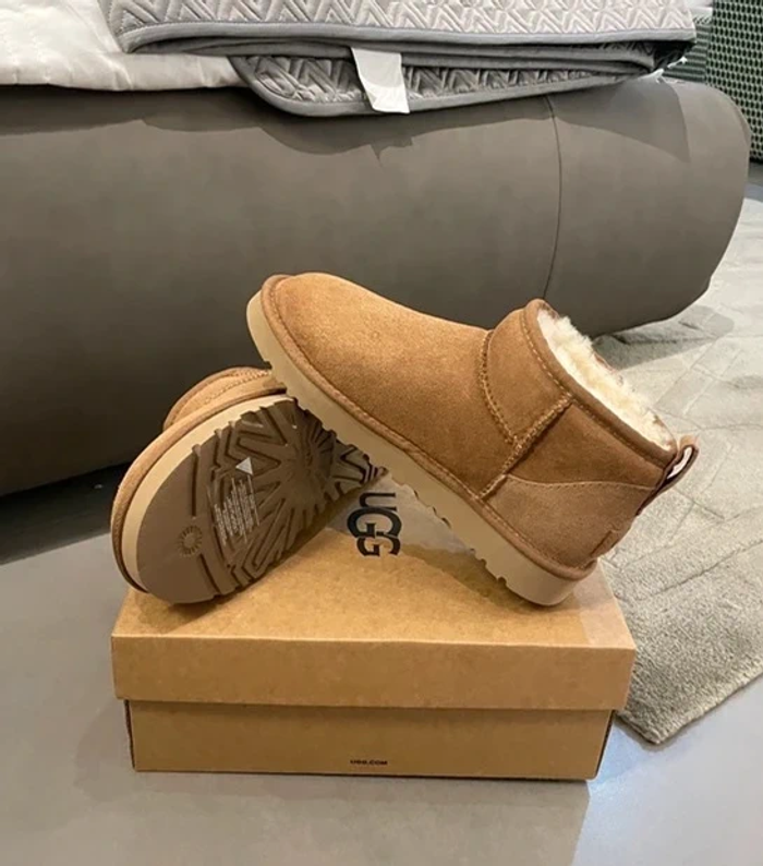 Bottes Ugg Mini Marron 39 - photo numéro 5