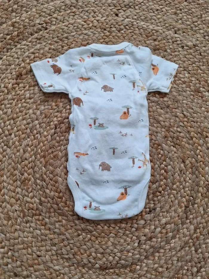 Lot de bodies été Kiabi 1 mois 52-55 cm 4 kg - photo numéro 3