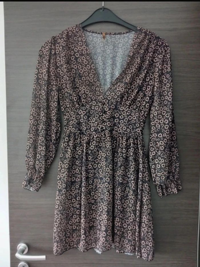 Robe courte fleurie
