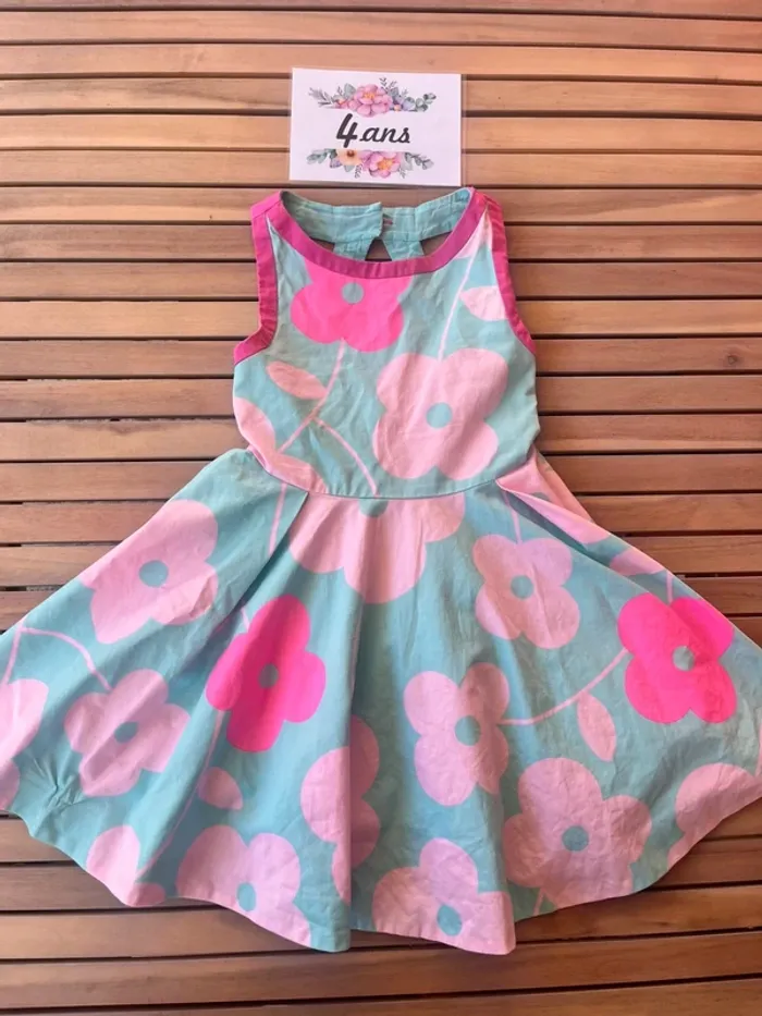 Robe fleurie jacadi 4 ans - photo numéro 1