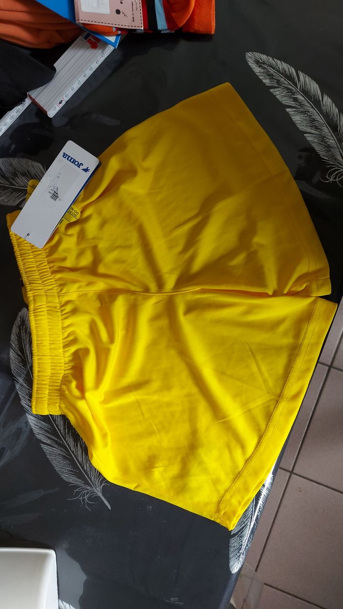 Short de sport - photo numéro 2