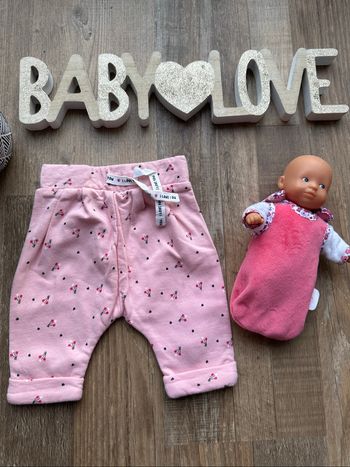 - Pantalon Kiabi    - 1 mois - Très bon état