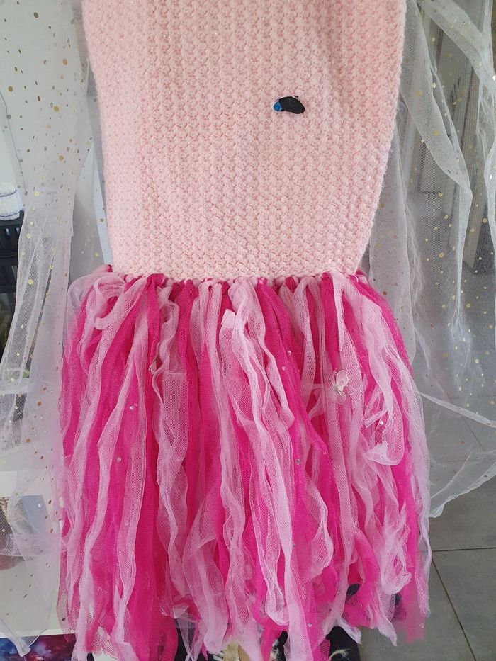 Robe princesse et cape 4/5 ans - photo numéro 2