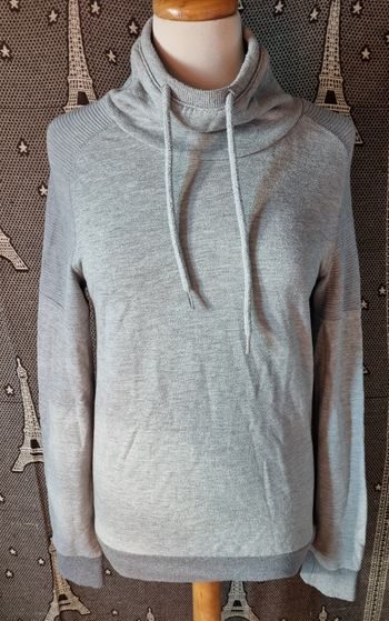 Pull gris taille L