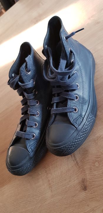 Converse cuir marine