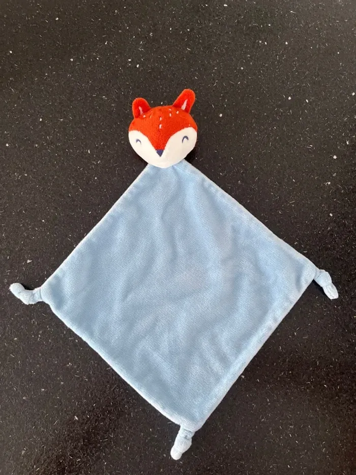 Doudou, renard, mes petits cailloux