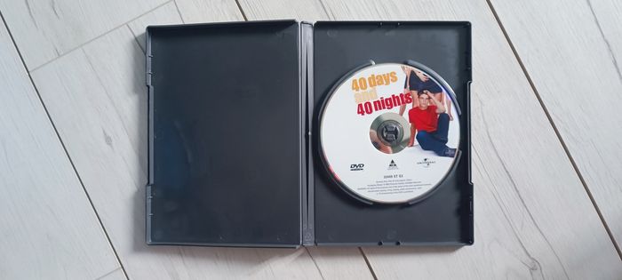💿 DVD 40 jours et 40 nuits 💿 - photo numéro 3