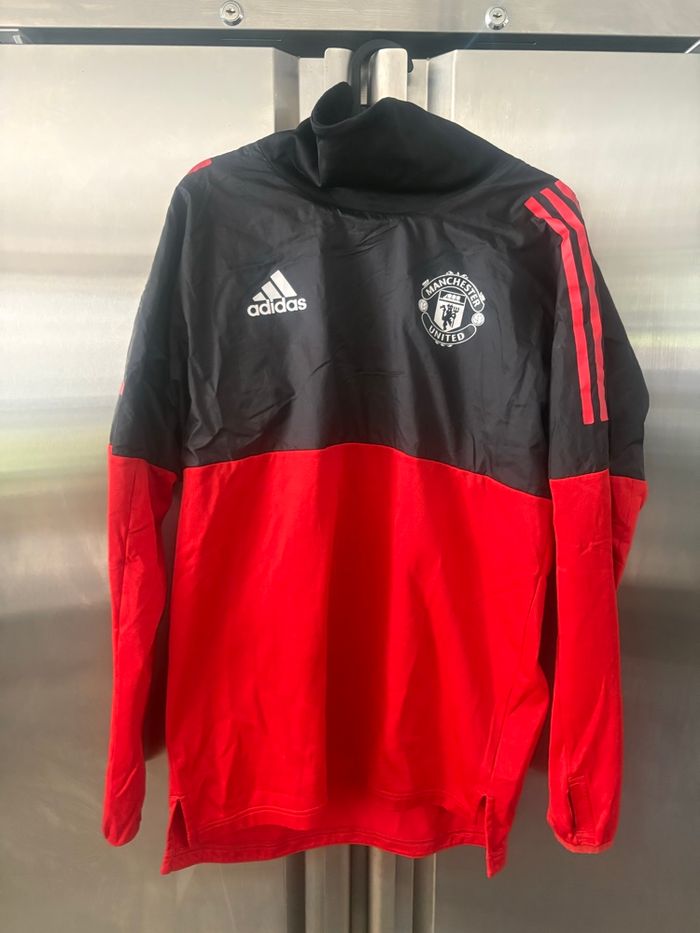 Pull football  addidas taille m