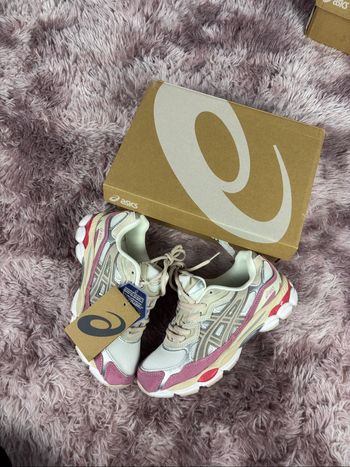 Asics gel Nyc pink minéral cream rose neuf taille 44