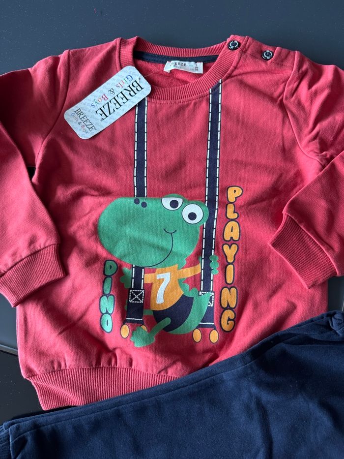 Ensemble neuf 3 ans Breeze Dinosaure rouge - photo numéro 2