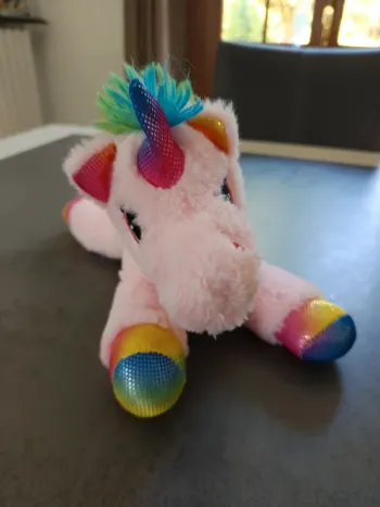 Vends peluche licorne