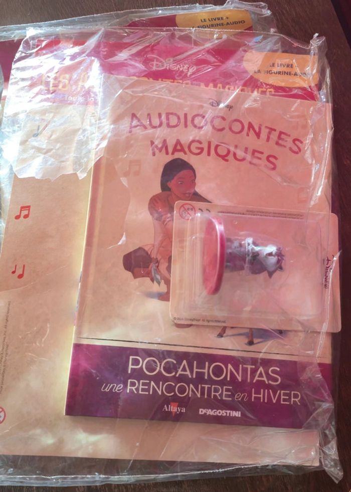 Num133 neuf Livre et figurine collection audiocontes Magiques Altaya édition disney
