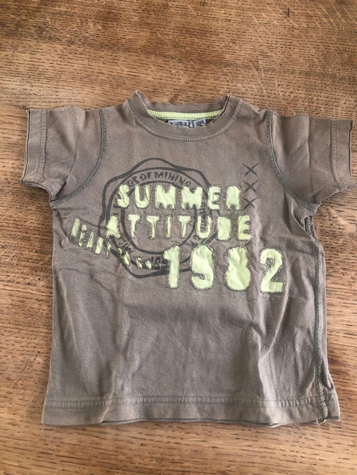 T-shirt tape à l’œil 2 ans