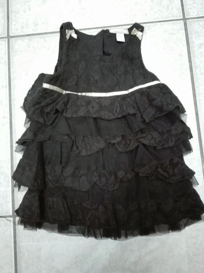 Robe soiree cérémonie noire fête noel dorée volants